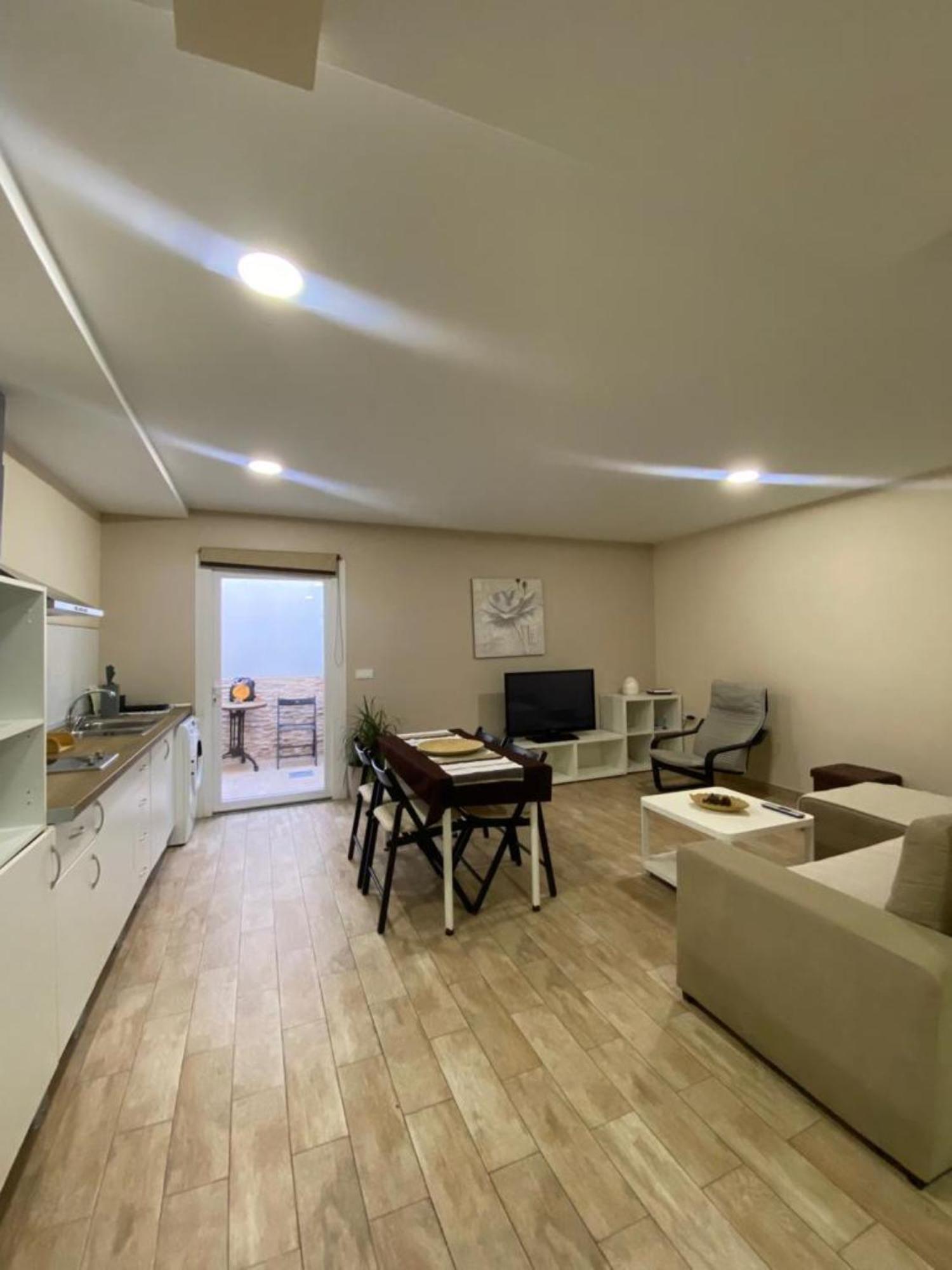 אלגסירס Apartamentos Albeniz מראה חיצוני תמונה